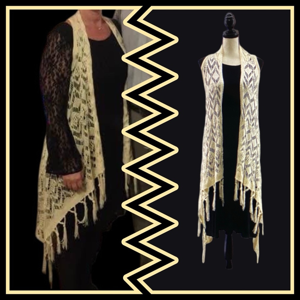 RUE21 Women’s Long Bohemian Razorback Stretchy Crocheted Ivory Vest w/Fringe—XS